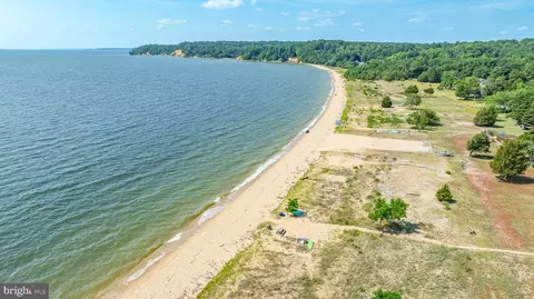 10951 Poplar Dr, Lusby, MD 20657