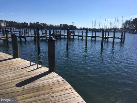 View/Area - 732 Runabout Loop #732, Solomons, MD 20688 photo 6 of 9