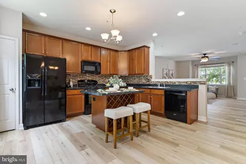 369 English Oak Ln, Prince Frederick, MD 20678