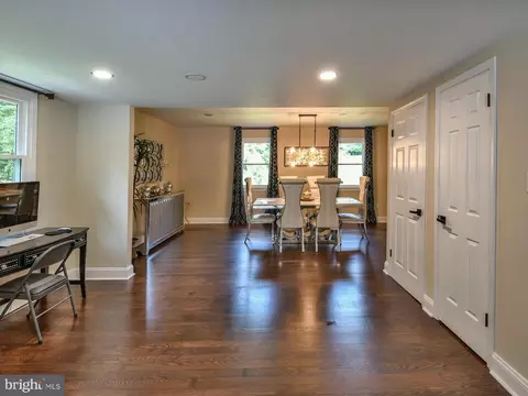 3841 Sunrise Dr, Huntingtown, MD 20639