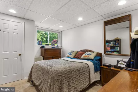 Bedroom - 3131 Ashwood Dr, Dunkirk, MD 20754 photo 6 of 6