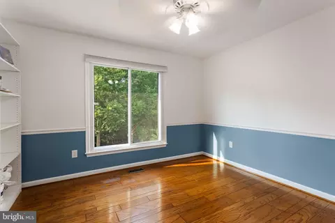 Bedroom - 3131 Ashwood Dr, Dunkirk, MD 20754 photo 2 of 6