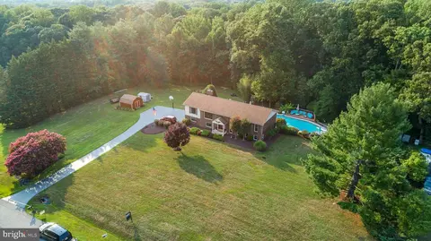 View/Area - 3131 Ashwood Dr, Dunkirk, MD 20754 photo 2 of 3