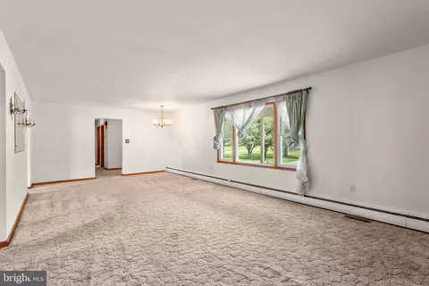 Living - 3401 King Dr, Dunkirk, MD 20754 photo 3 of 3
