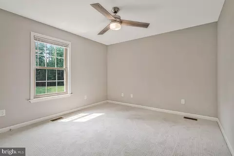 Bedroom - 1985 Grays Rd, Prince Frederick, MD 20678 photo 6 of 6
