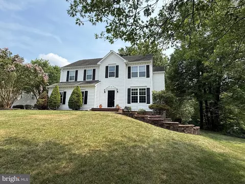 4353 S Creek Ct, Huntingtown, MD 20639