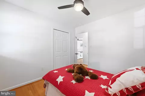 Bedroom - 12182 Cavalier Dr, Dunkirk, MD 20754 photo 5 of 8