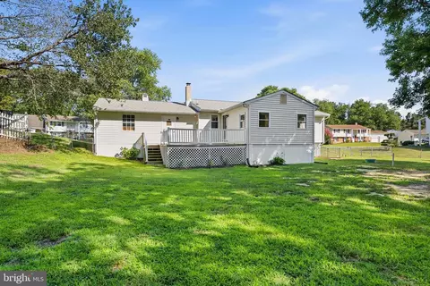 Exterior - 12182 Cavalier Dr, Dunkirk, MD 20754 photo 10 of 13