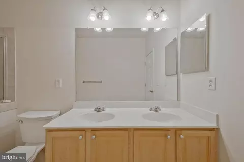 Bath - 14276 Foxhall Rd #21, Solomons, MD 20688 photo 2 of 3