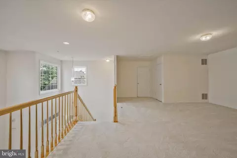 Entry Way - 14276 Foxhall Rd #21, Solomons, MD 20688 photo 4 of 5