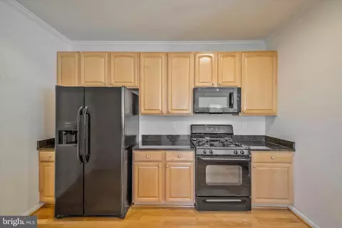 Kitchen - 14276 Foxhall Rd #21, Solomons, MD 20688 photo 2 of 5