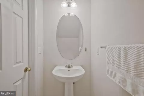 Entry Way - 14276 Foxhall Rd #21, Solomons, MD 20688 photo 3 of 5