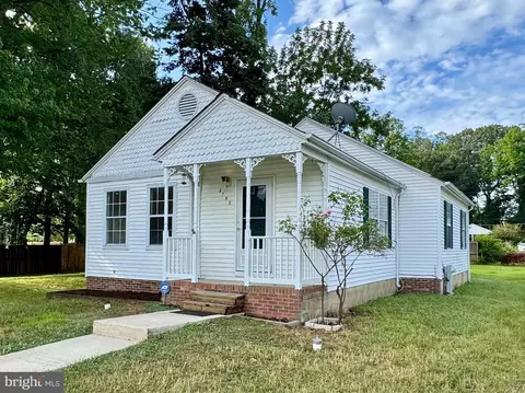 3751 6th St, North Beach, MD 20714