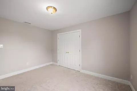 Bedroom - 3415 Lancer Ct, Dunkirk, MD 20754 photo 4 of 7
