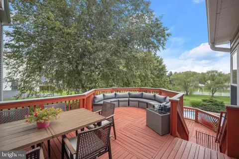 Exterior - 3415 Lancer Ct, Dunkirk, MD 20754 photo 8 of 15