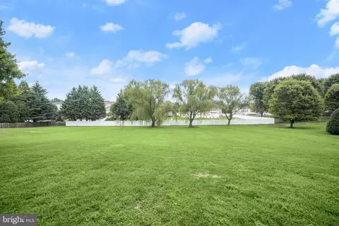 Exterior - 3415 Lancer Ct, Dunkirk, MD 20754 photo 14 of 15