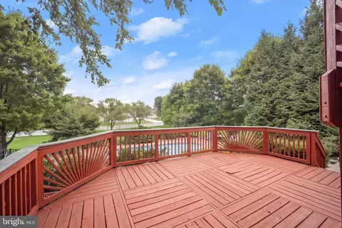 Exterior - 3415 Lancer Ct, Dunkirk, MD 20754 photo 6 of 15