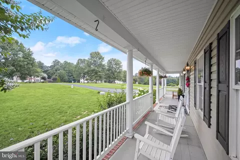 Exterior - 3415 Lancer Ct, Dunkirk, MD 20754 photo 4 of 15