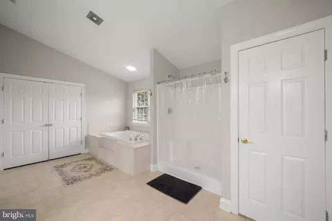 Entry Way - 3415 Lancer Ct, Dunkirk, MD 20754 photo 8 of 10