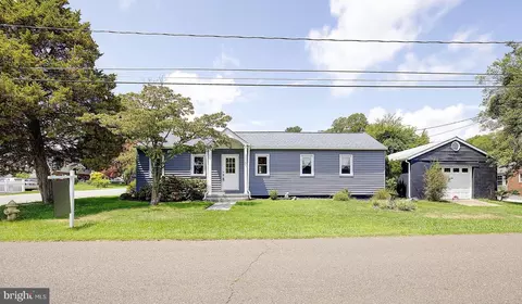 8400 F St, Chesapeake Beach, MD 20732