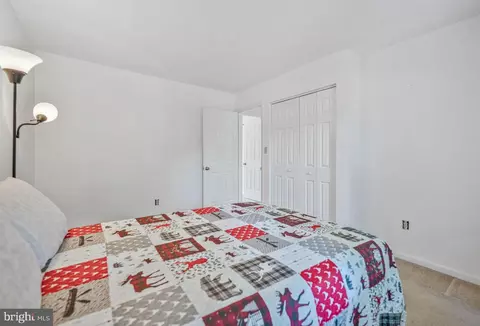 Bedroom - 492 Twin Cove Ln, Solomons, MD 20688 photo 5 of 5
