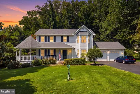 31 Radcliffe Dr, Huntingtown, MD 20639