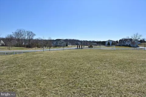 View/Area - 3535 Loyola Ct, Dunkirk, MD 20754 photo 3 of 5