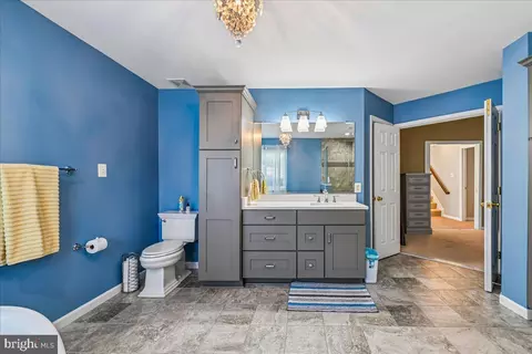 Bath - 3535 Loyola Ct, Dunkirk, MD 20754 photo 3 of 10