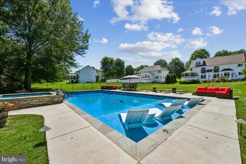 Exterior - 3535 Loyola Ct, Dunkirk, MD 20754 photo 19 of 22