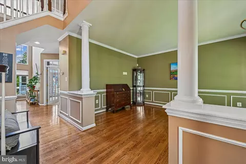 Entry Way - 3535 Loyola Ct, Dunkirk, MD 20754 photo 3 of 11