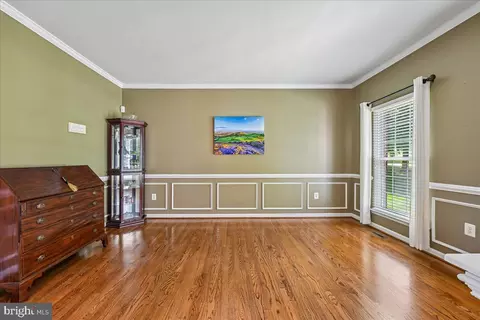 Living - 3535 Loyola Ct, Dunkirk, MD 20754 photo 1 of 2