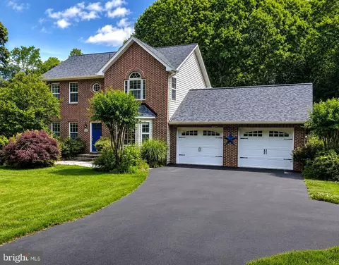 5210 Knights Ct, Saint Leonard, MD 20685