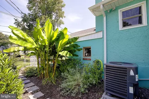 Exterior - 4036 9th St, North Beach, MD 20714 photo 6 of 8