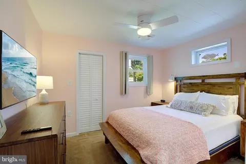 Bedroom - 4036 9th St, North Beach, MD 20714 photo 6 of 7