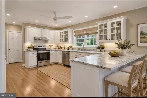 Kitchen - 3025 Hickory Ridge Rd, Dunkirk, MD 20754 photo 1 of 2