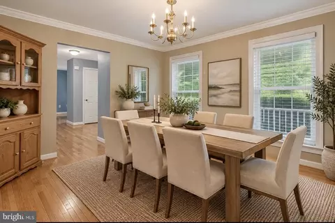 Dining - 3025 Hickory Ridge Rd, Dunkirk, MD 20754 photo 2 of 2