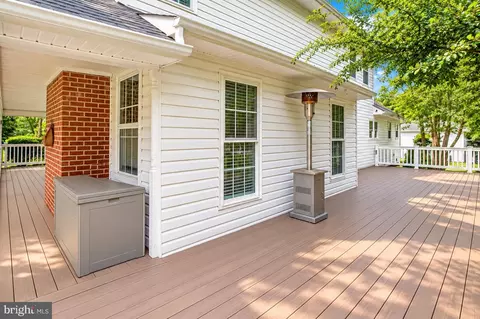 Exterior - 3025 Hickory Ridge Rd, Dunkirk, MD 20754 photo 7 of 11