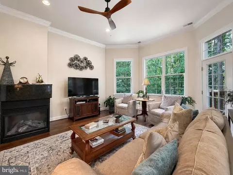 Living - 1334 Schooner Loop #1334, Solomons, MD 20688 photo 4 of 5