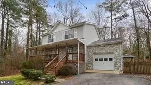 1275 White Sands Dr, Lusby, MD 20657