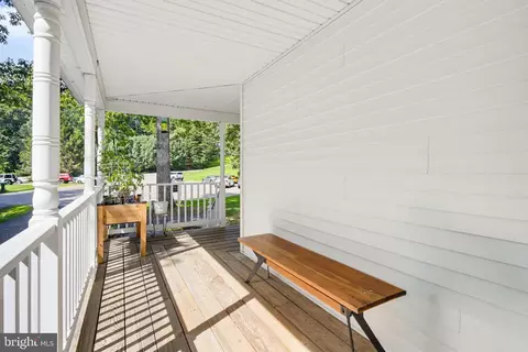 Exterior - 2501 York Ct, Dunkirk, MD 20754 photo 9 of 14