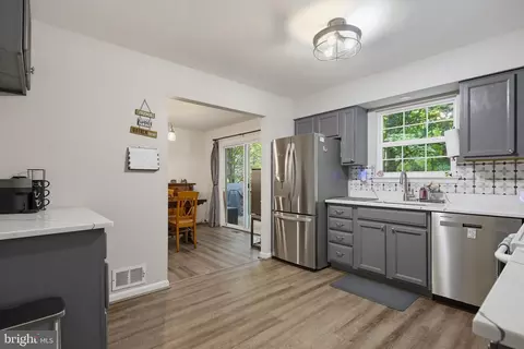 Kitchen - 2501 York Ct, Dunkirk, MD 20754 photo 1 of 2