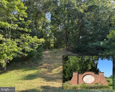7425 Danbridge Ln, Owings, MD 20736