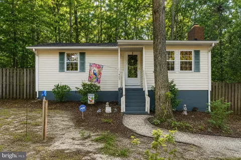 11407 Rawhide Rd, Lusby, MD 20657