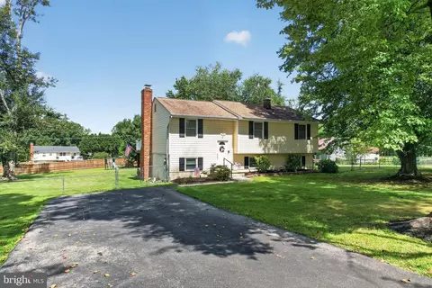 5850 Stephen Reid Rd, Huntingtown, MD 20639