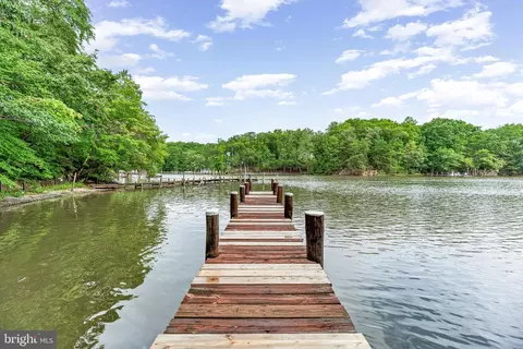 12641 Calvert Ct, Lusby, MD 20657