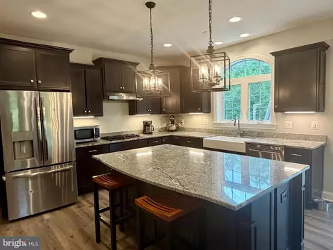 2408 Comptrollers Ct, Prince Frederick, MD 20678 photo 3