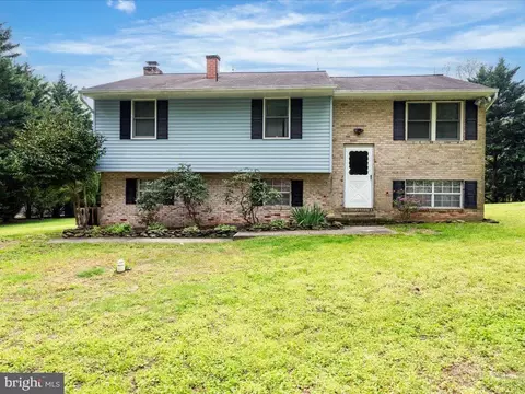 1209 Alta Dr, Sunderland, MD 20689
