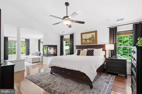 Bedroom - 3820 Leafcrest Ct, Dunkirk, MD 20754 photo 1 of 10