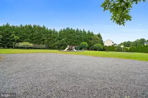 Exterior - 3820 Leafcrest Ct, Dunkirk, MD 20754 photo 14 of 16