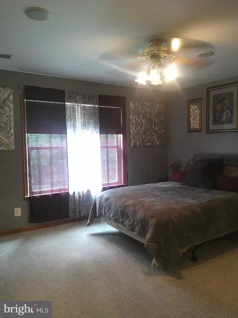 Bedroom - 1875 Robin Ct, Lusby, MD 20657 photo 3 of 3